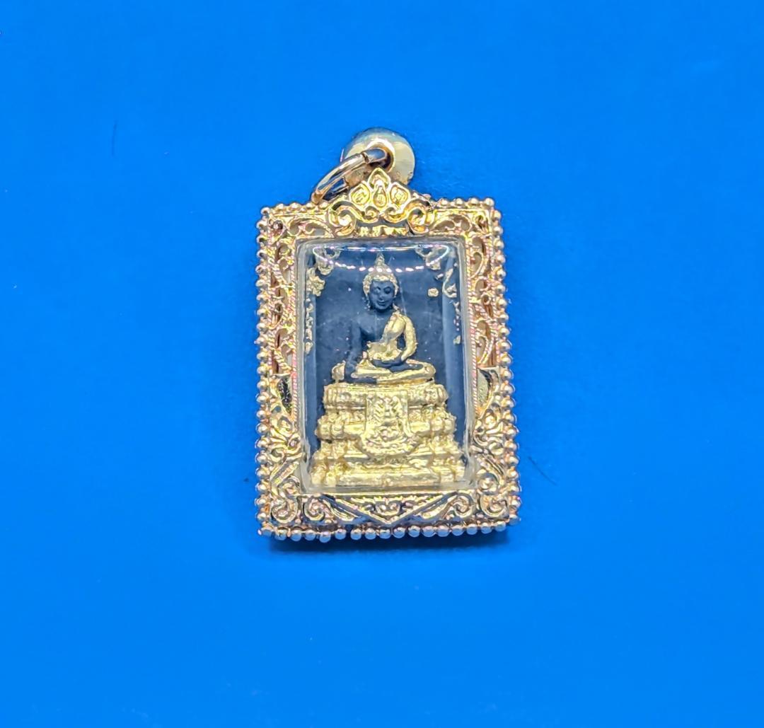 タイお守り　プラクルアン　ルアン・ポークン　ソムデット　2523年　(012)