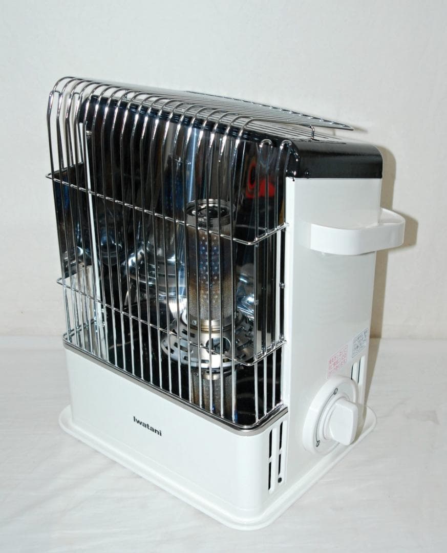 イワタニ カセットガスストーブ ハイパワー デカ暖 CB-STV-DKD-W