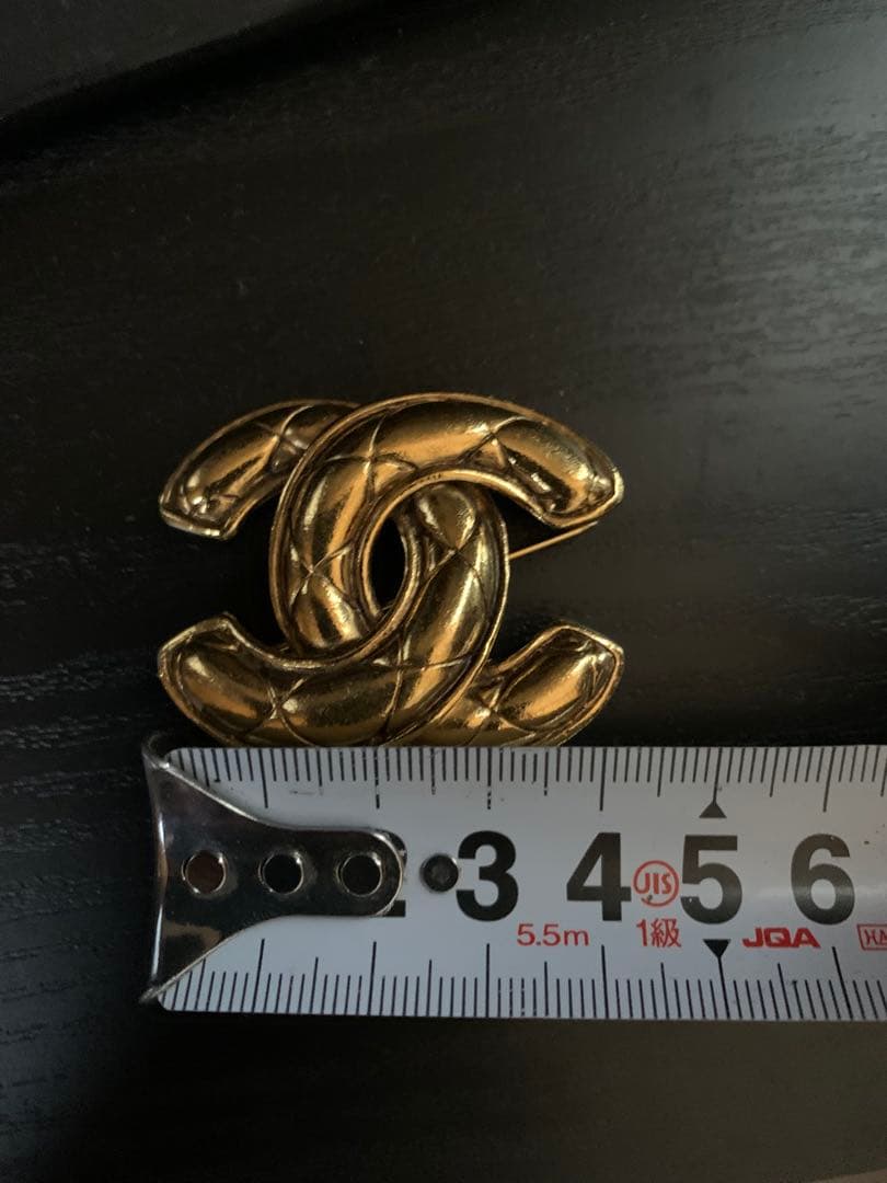CHANEL ゴールド ヴィンテージ　ブローチ