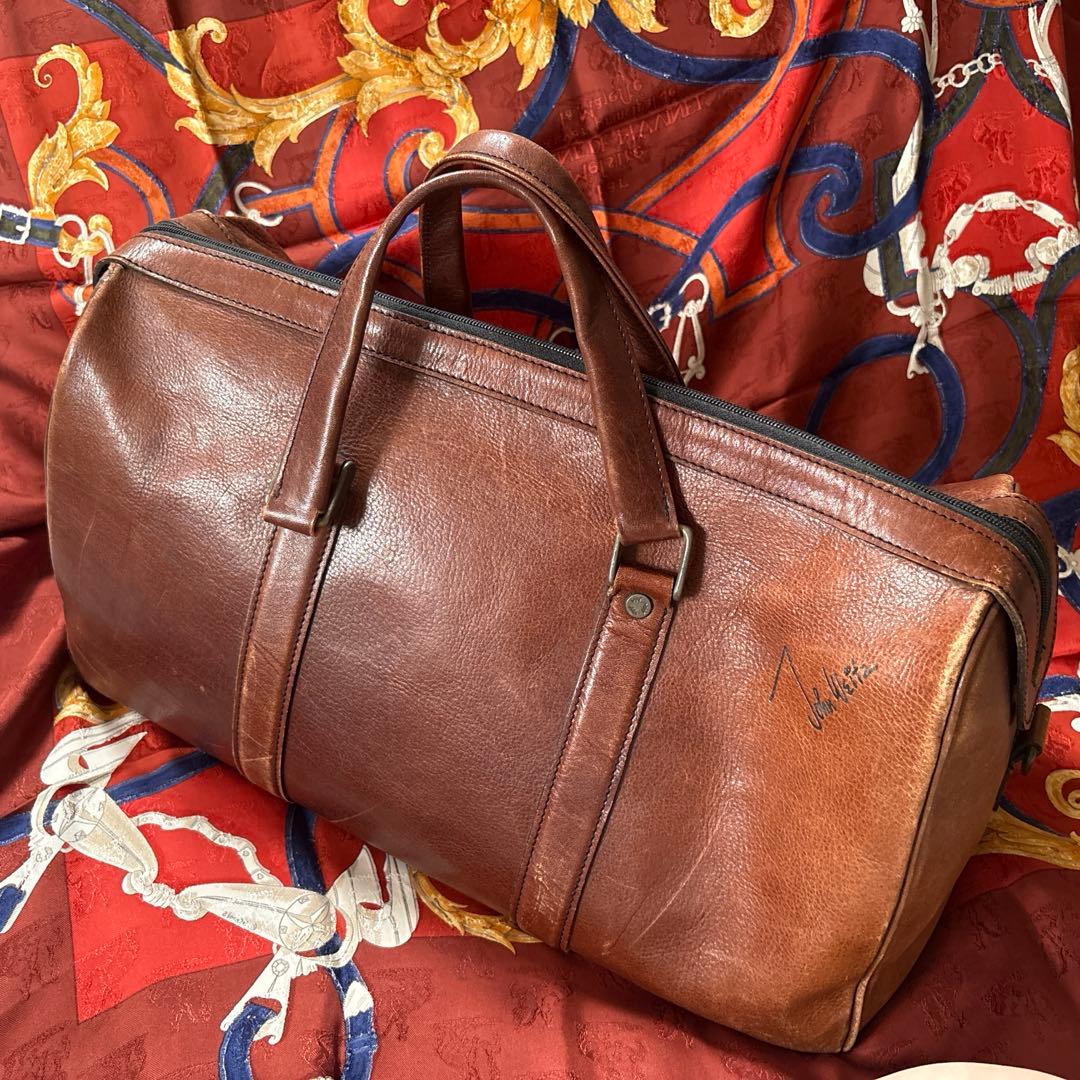 お値打ち！本革製ボストンバック　鍵付