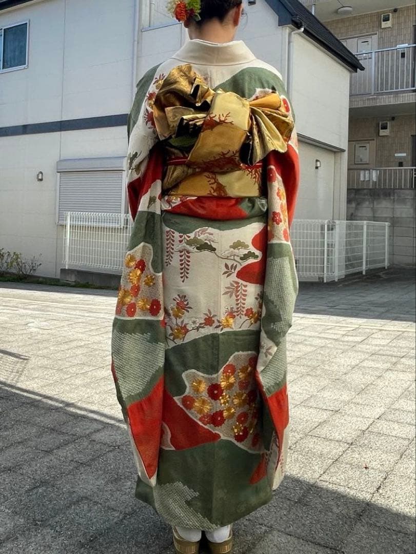 正絹　振袖　長襦袢　袋帯3点セット　古典柄　白系