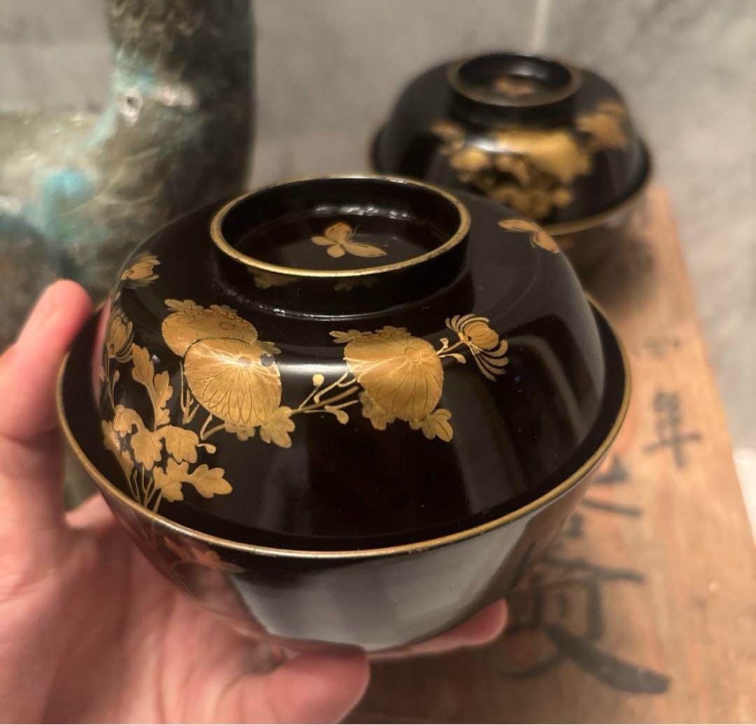 芸術的なお花、蝶々とふんだんに使われた金彩が美しい豪華絢爛な木製輪島漆塗お椀2客