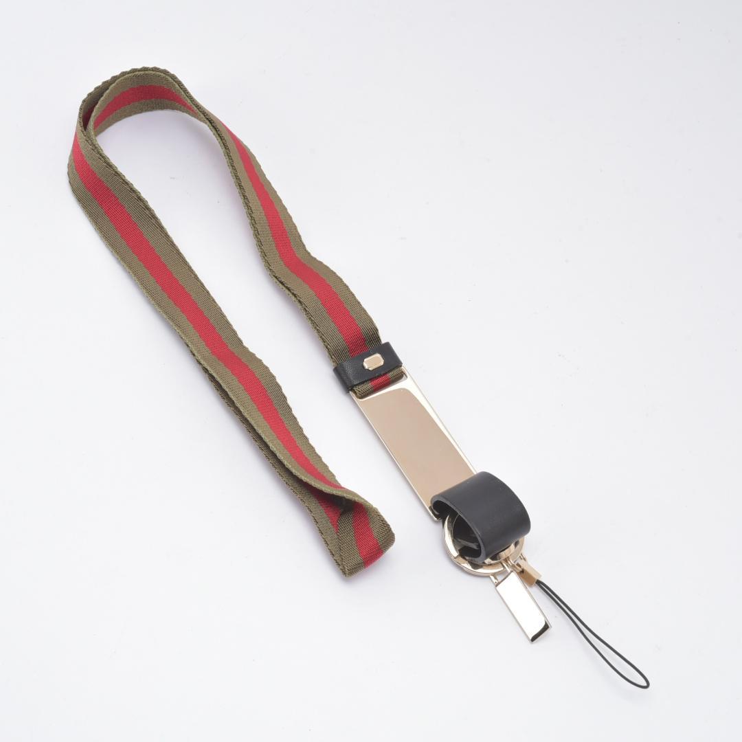 美品 GUCCI ネックストラップ 039 2194 1089 シェリーライン