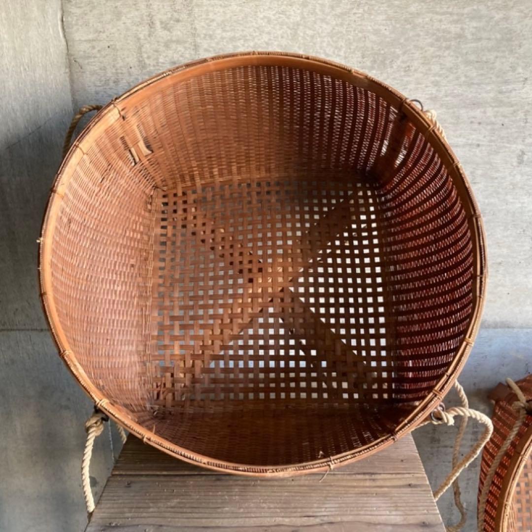 古い大きな竹籠 かご バスケット 大型 竹細工 鉄金具 2点 古道具 レトロ