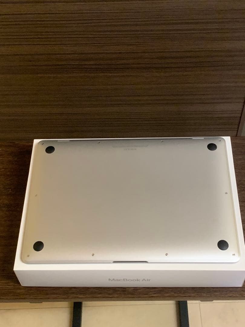 Apple MacBook Air 256GB シルバー 本体