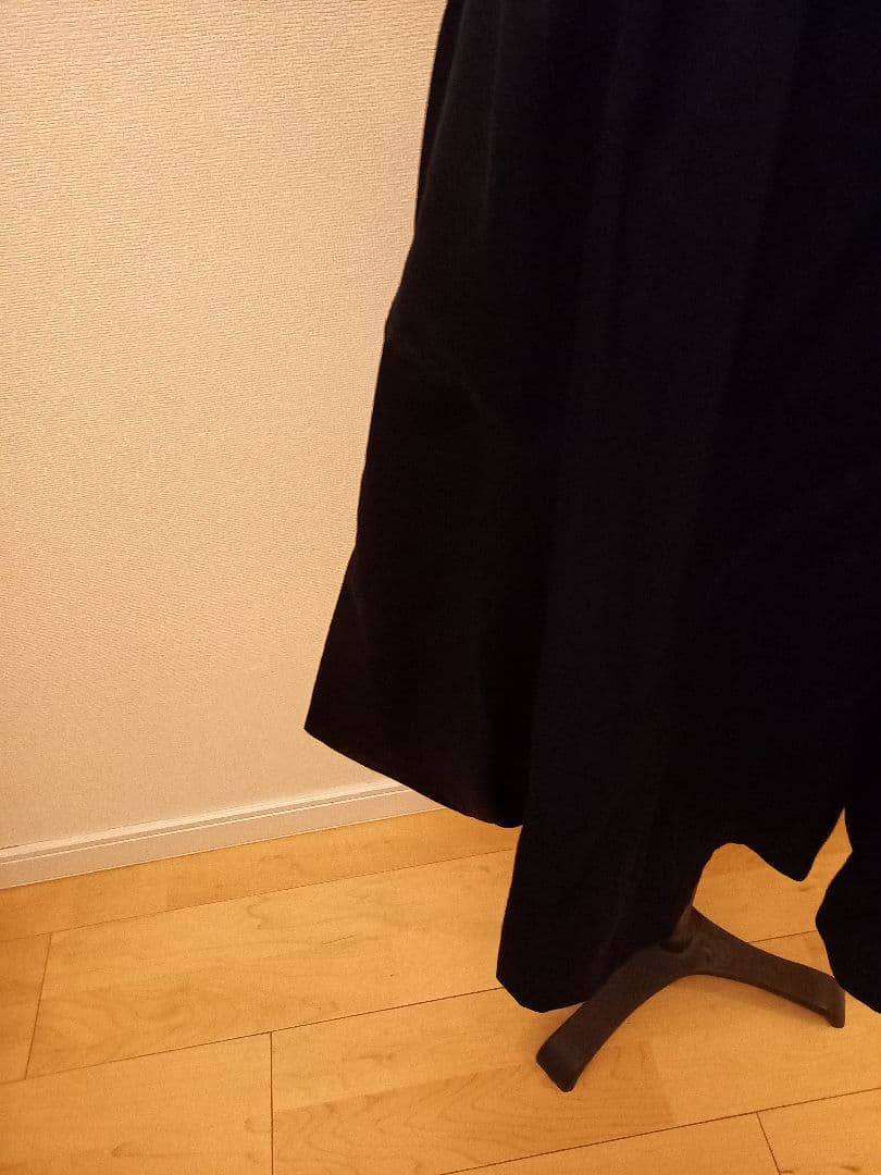 美品コム・デ・ギャルソン裾変形キュロット(黒)