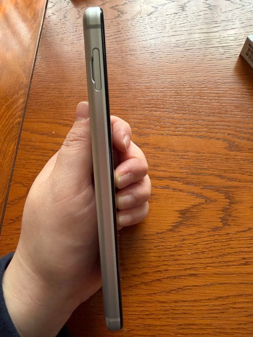 SHARP AQUOS sense4 lite SIMフリー