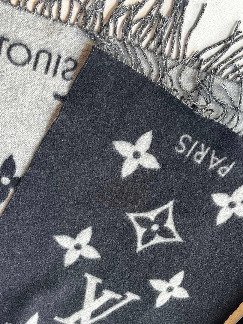 【新品未使用】LOUIS VUITTON マフラー ブラックグレー　カシミヤ