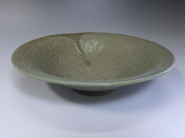 鉢■高麗青磁鉢 印花陽刻牡丹文 古い平鉢 古皿 大皿 古玩 唐草紋 時代物 骨董