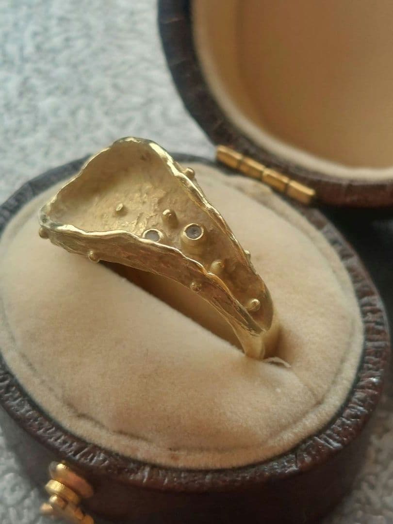 K18大振りリング⭐作家物？⭐艶消し+ダイヤ⭐個性的⭐レア