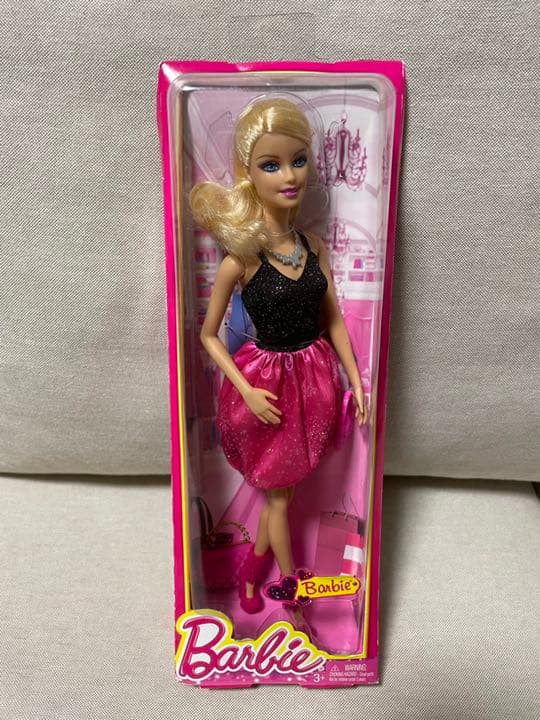 バービー＆フレンズ　バービー人形　バルーンスカート　BCN37