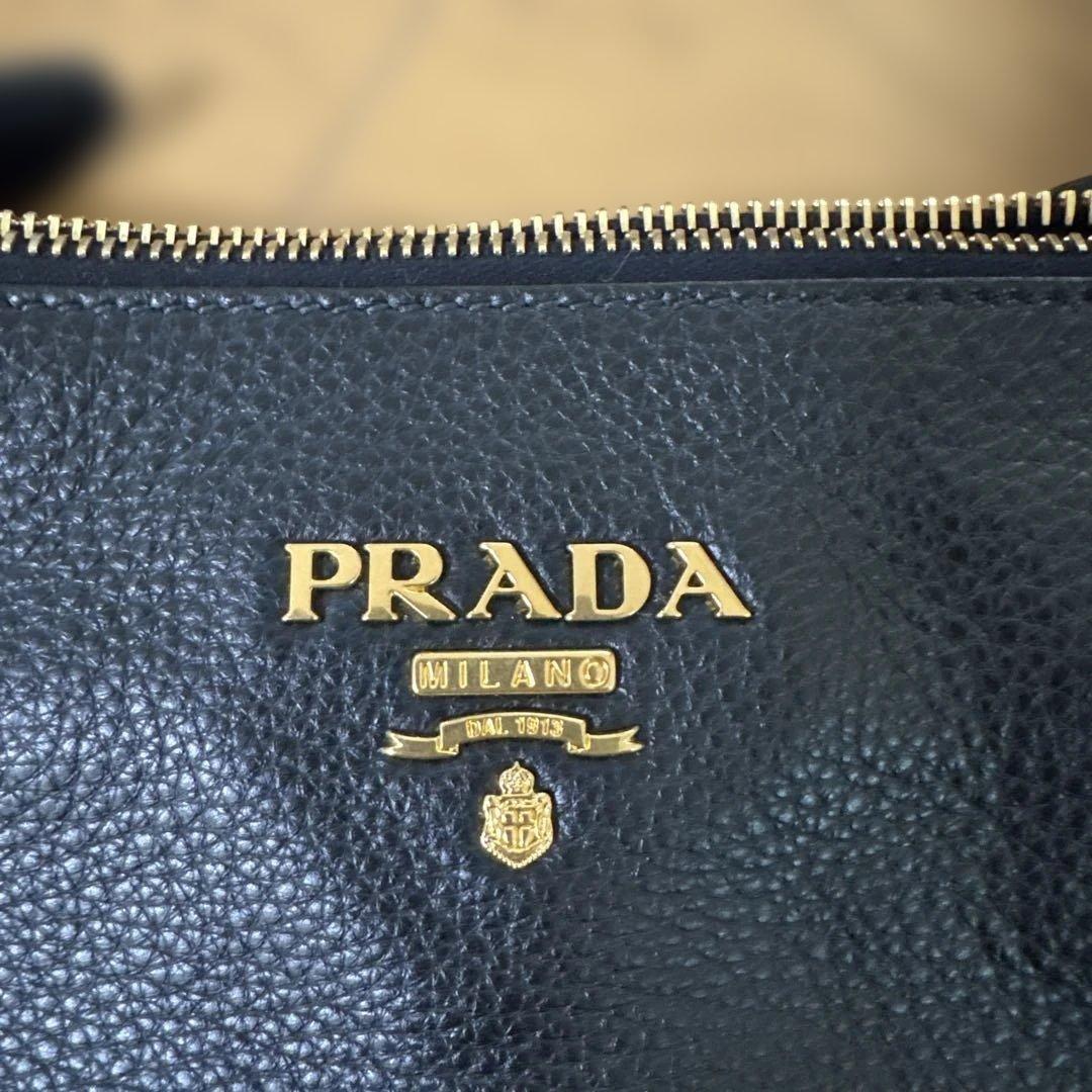 美品　PRADA 1BH046 レザージョルダーバックダブルポシェットブラック