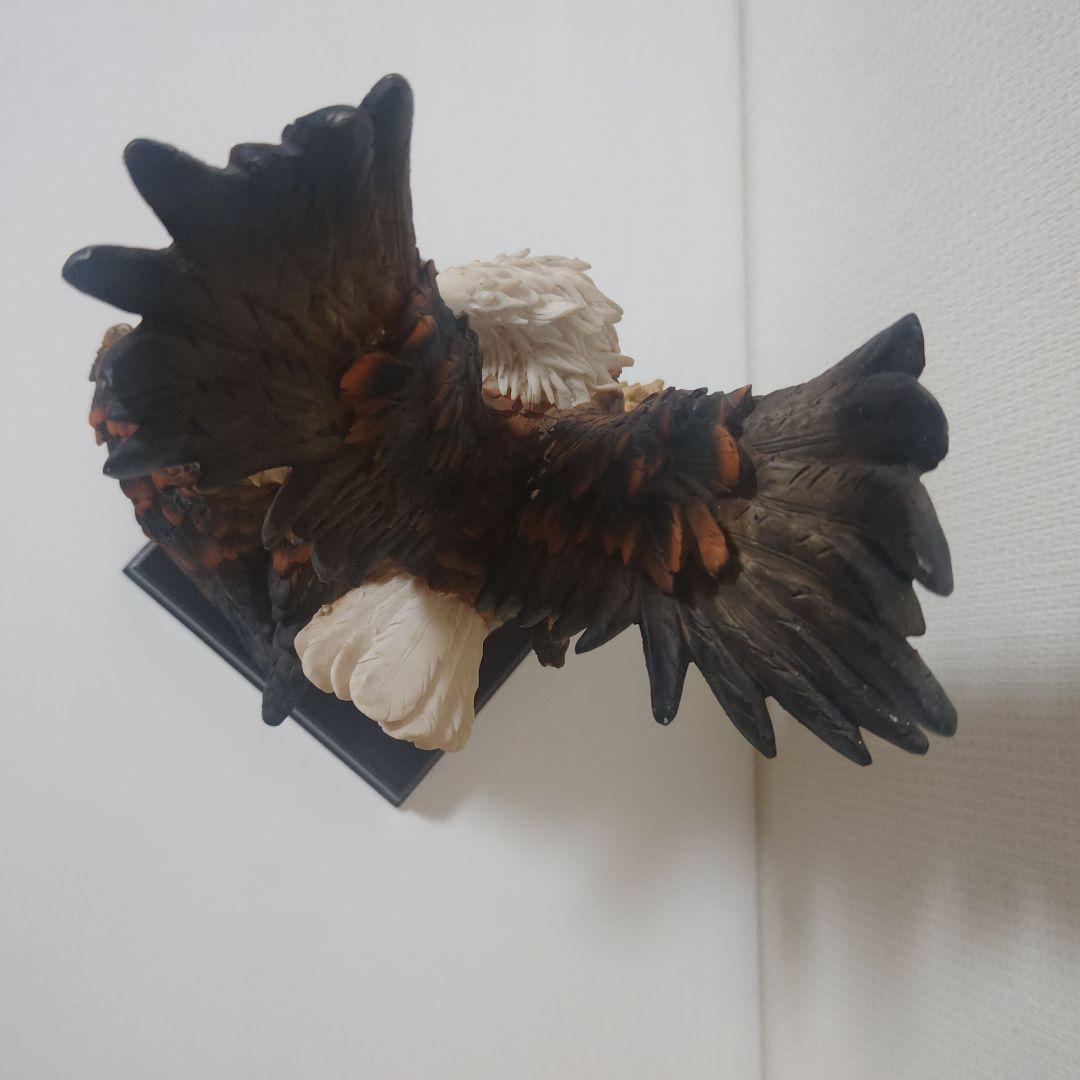 Bald Eagles フィギュリン 親子 ヒナ