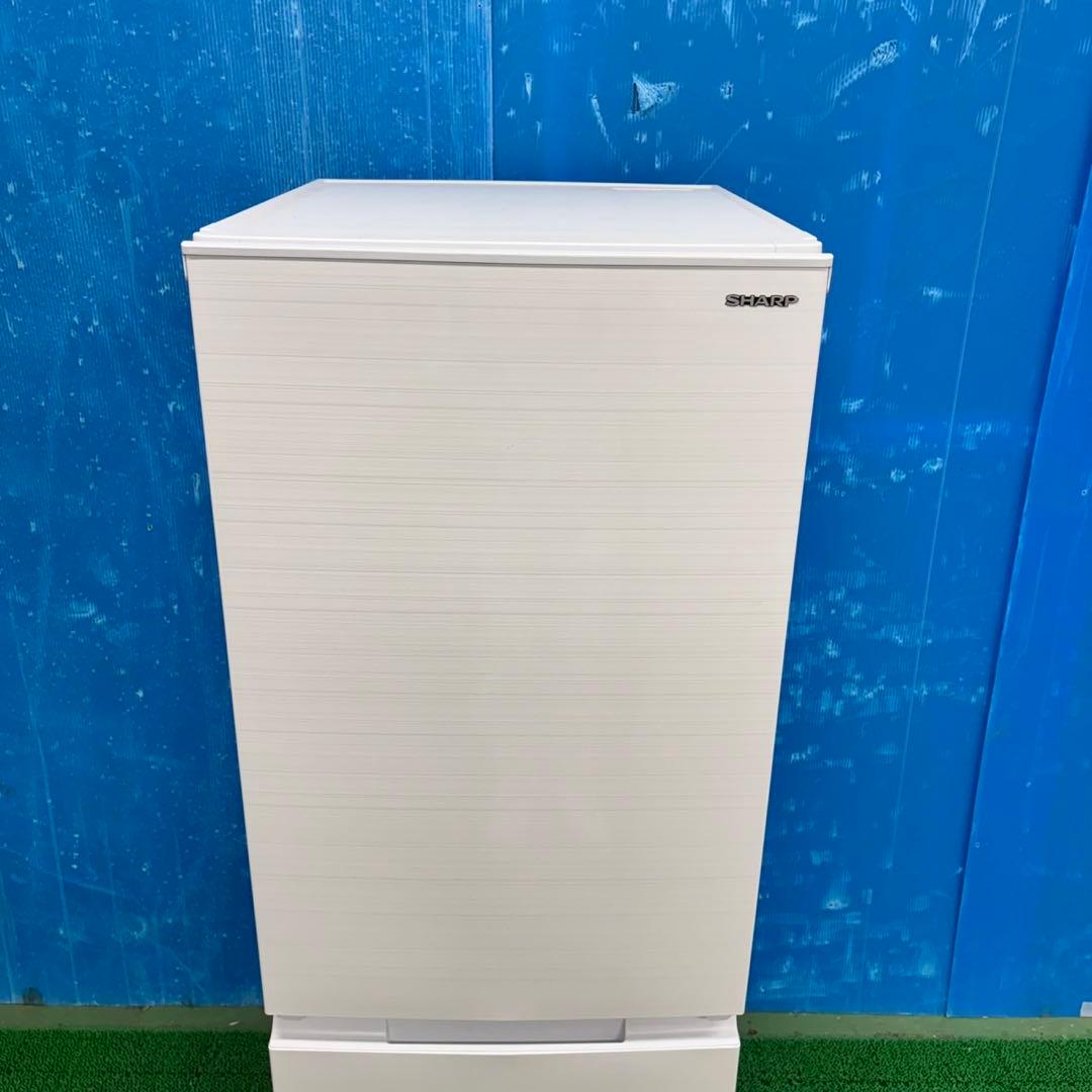462 SHARP 冷蔵庫　200L弱　どっちもドア　小型　一人暮らし　洗濯機有