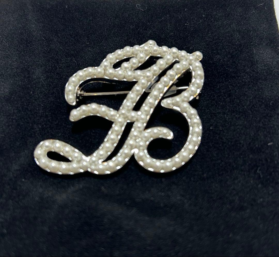 フォクシー　ブローチ　希少　　Signature Pearl