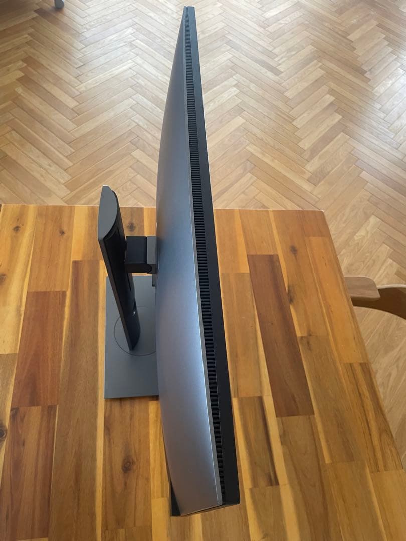 DELL U2720QM 27インチ 4Kモニター 本体 付属品完備 完動品