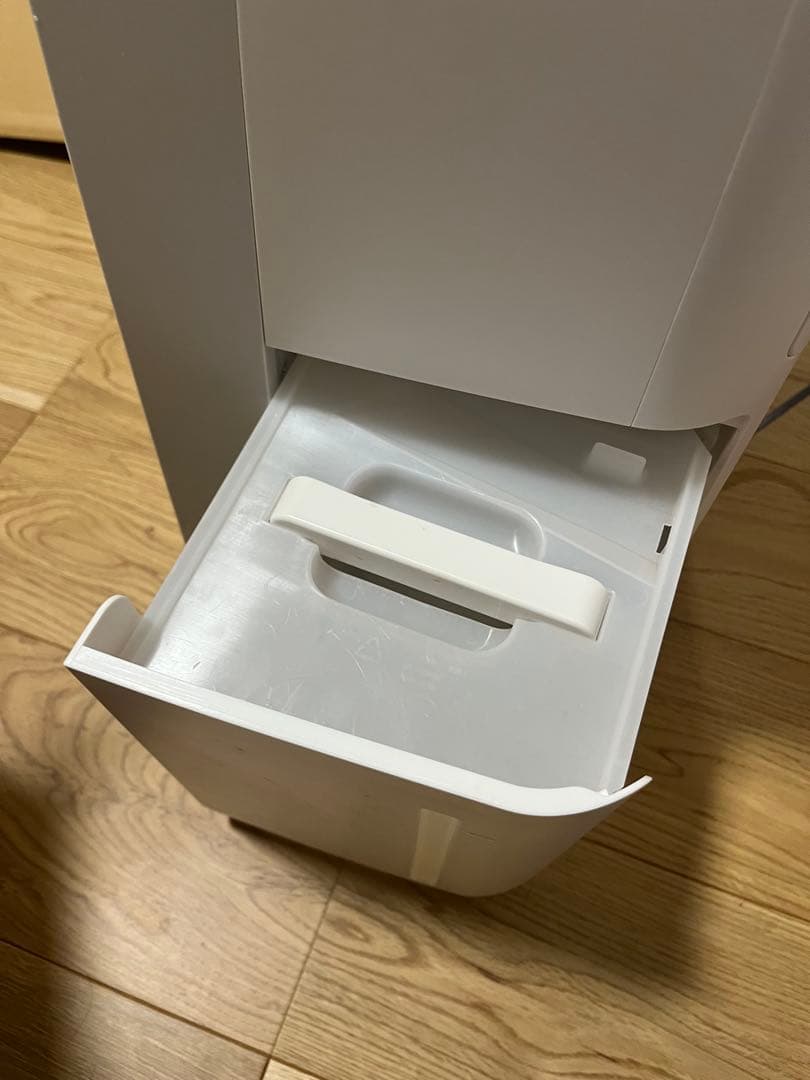 シャープ 衣類乾燥機 除湿機 12L 14畳 / 2020年モデル ホワイト