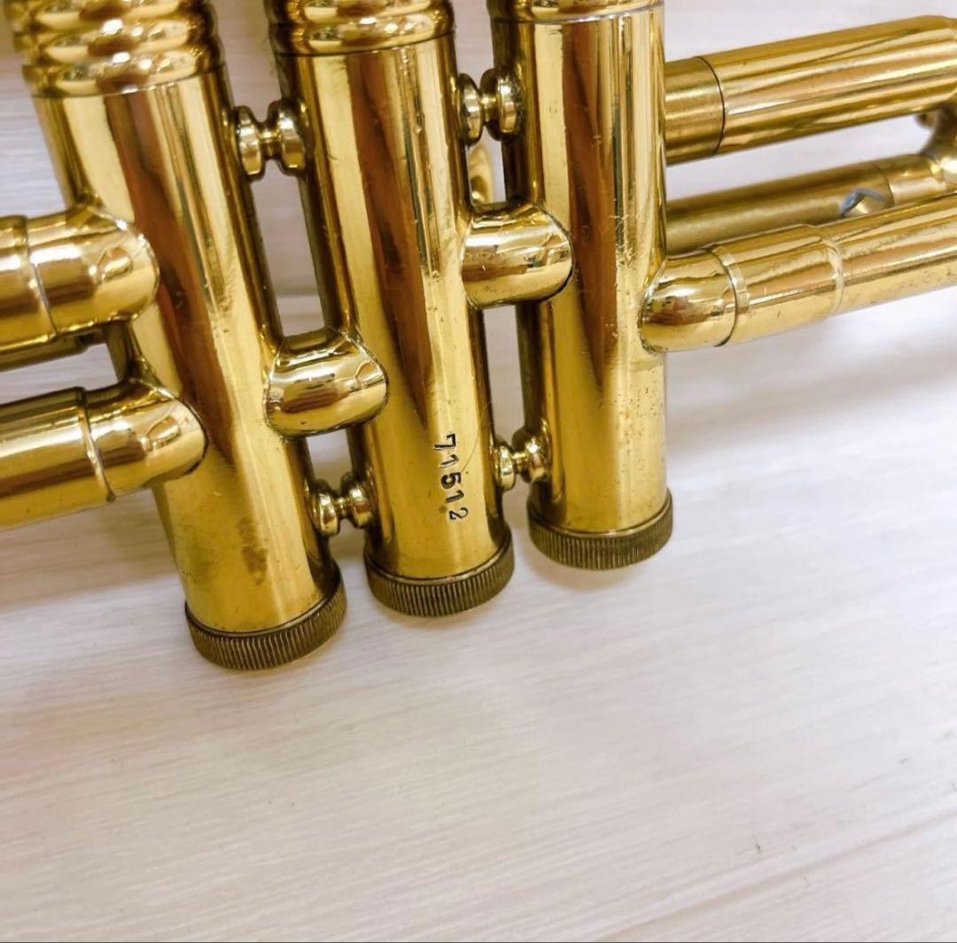 【彫刻入り】トランペット　管楽器