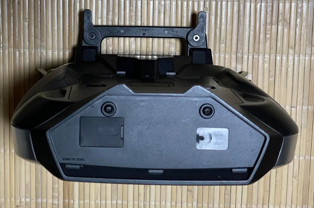 Futaba T16IZ 16チャンネル R/C送信機