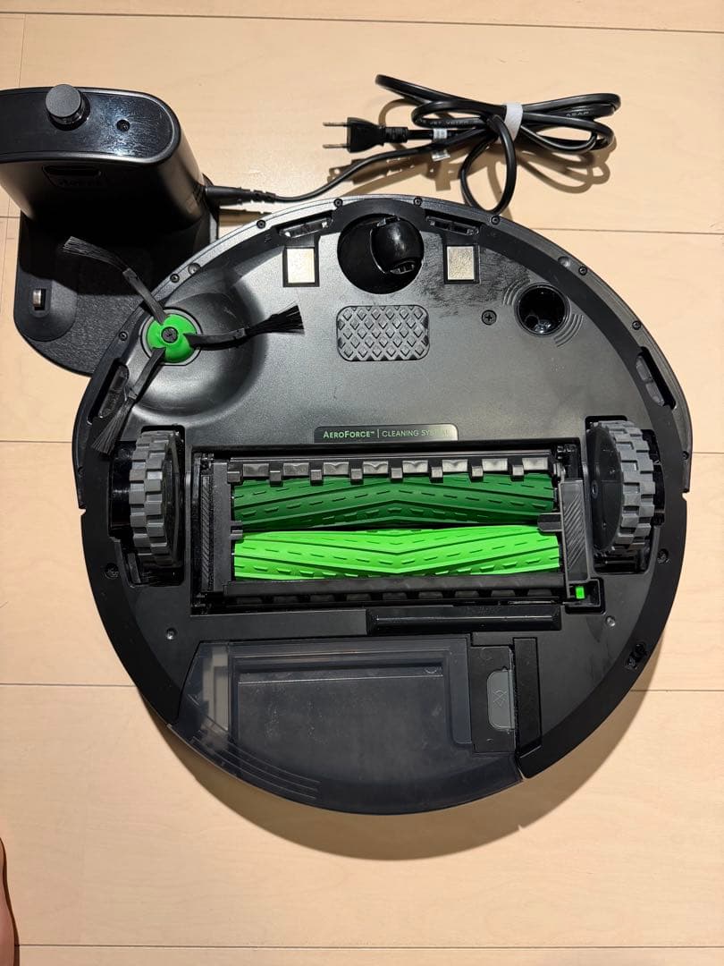 Aeroforce ロボット掃除機本体　ルンバi3