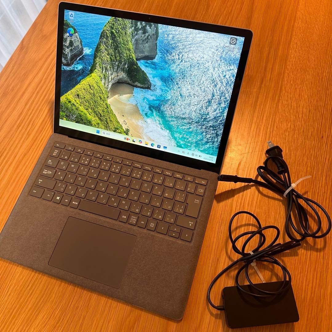 美品 Surface Laptop 4 Ryzen 5 256GB 8GB