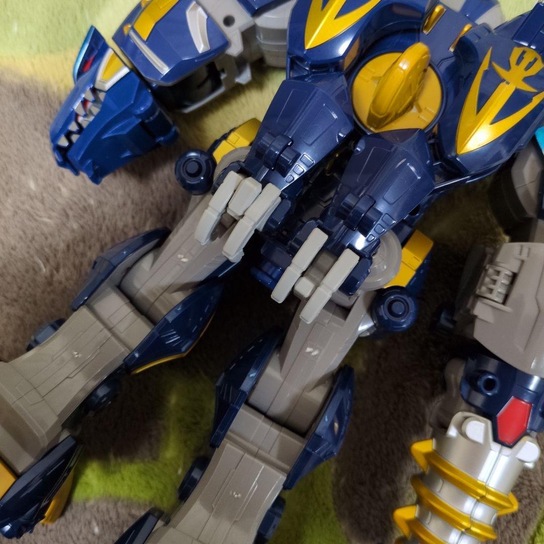 豪獣神　海賊戦隊　ゴーカイジャー　ゴウジュウジン　ロボット　ロボ　ゴジュウジャー