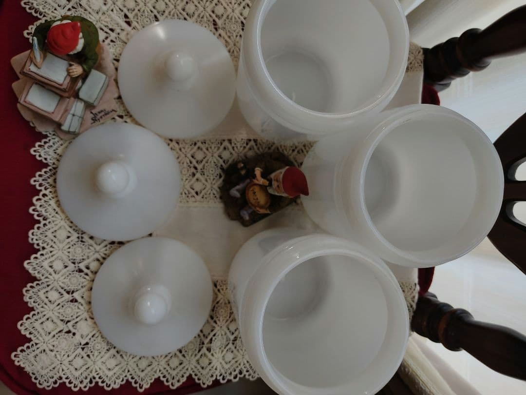 キャニスター　ガラス瓶　ミルクガラス　すりガラス　エッチング