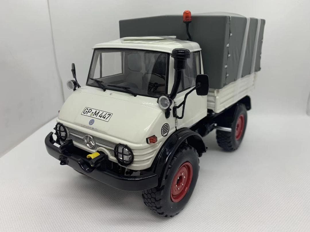 シュコー 1/18 ベンツ ウニモグ Unimog 406