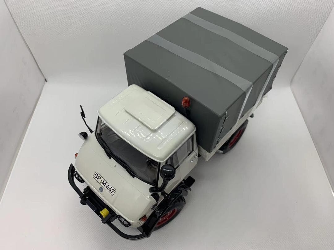 シュコー 1/18 ベンツ ウニモグ Unimog 406