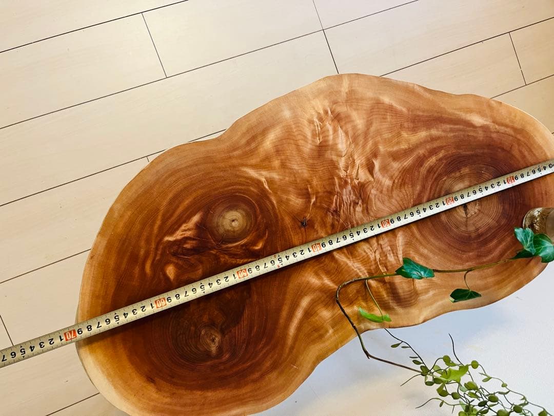 サイドテーブル　トチの木　栃　輪切りテーブル　アイアンテーブル