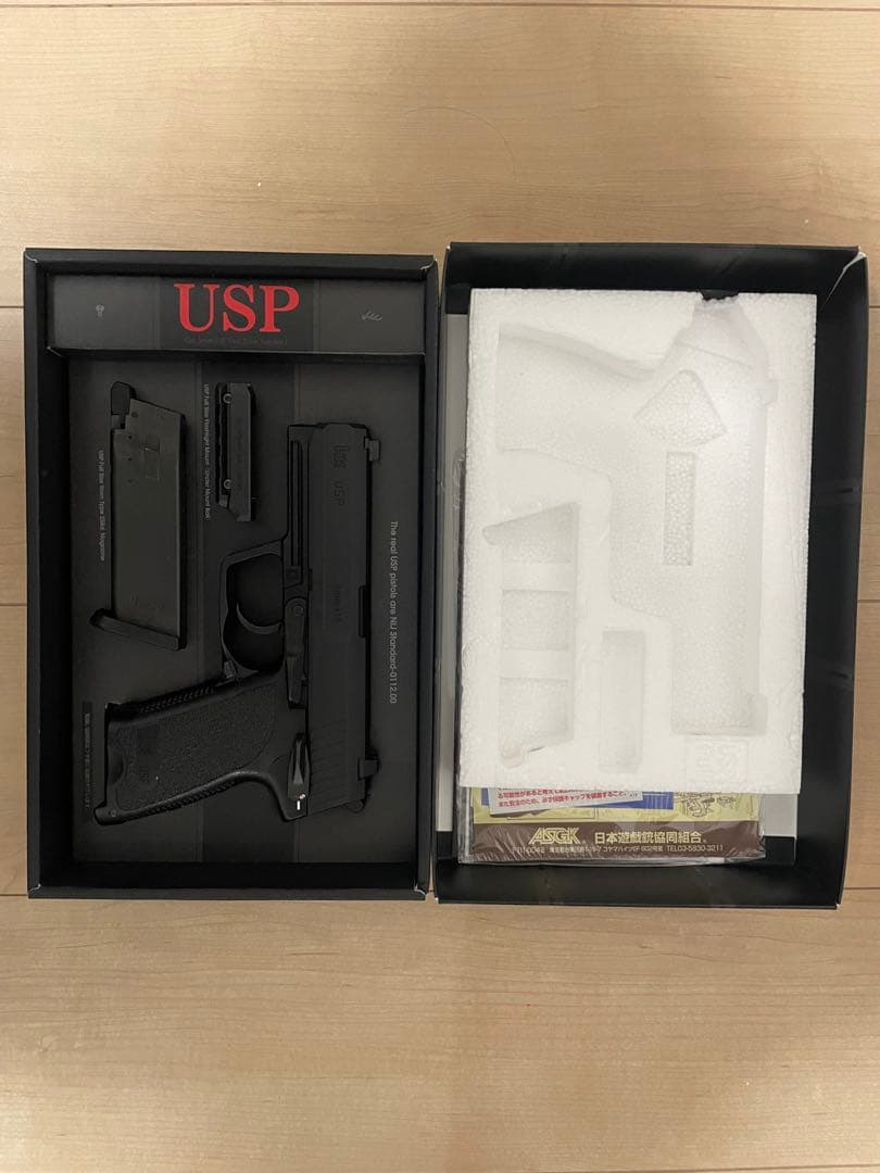 東京マルイ　ガスブローバック USP フルサイズ