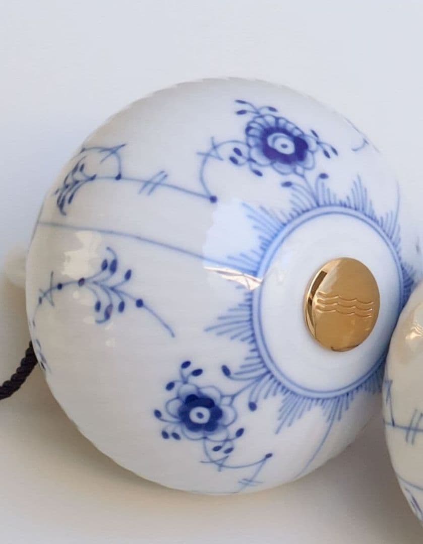 ロイヤルコペンハーゲン　ブルーフルーテッド ハーフレース オーナメント２個