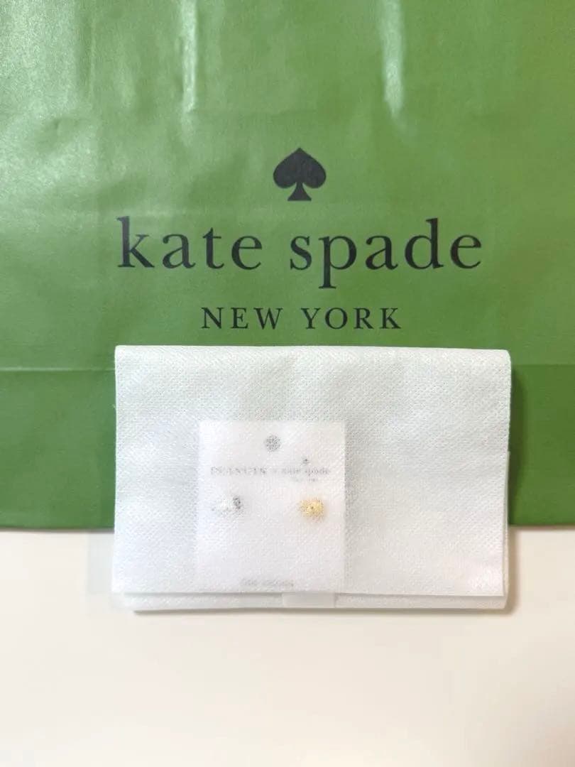 【新品未使用】kate spade スヌーピー アシンメトリー ピアス