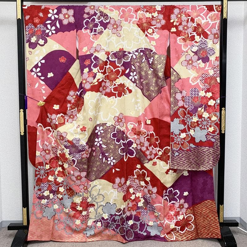 503z5.509y19.小物.406v46☆振袖 身幅広め 金駒刺繍 金彩