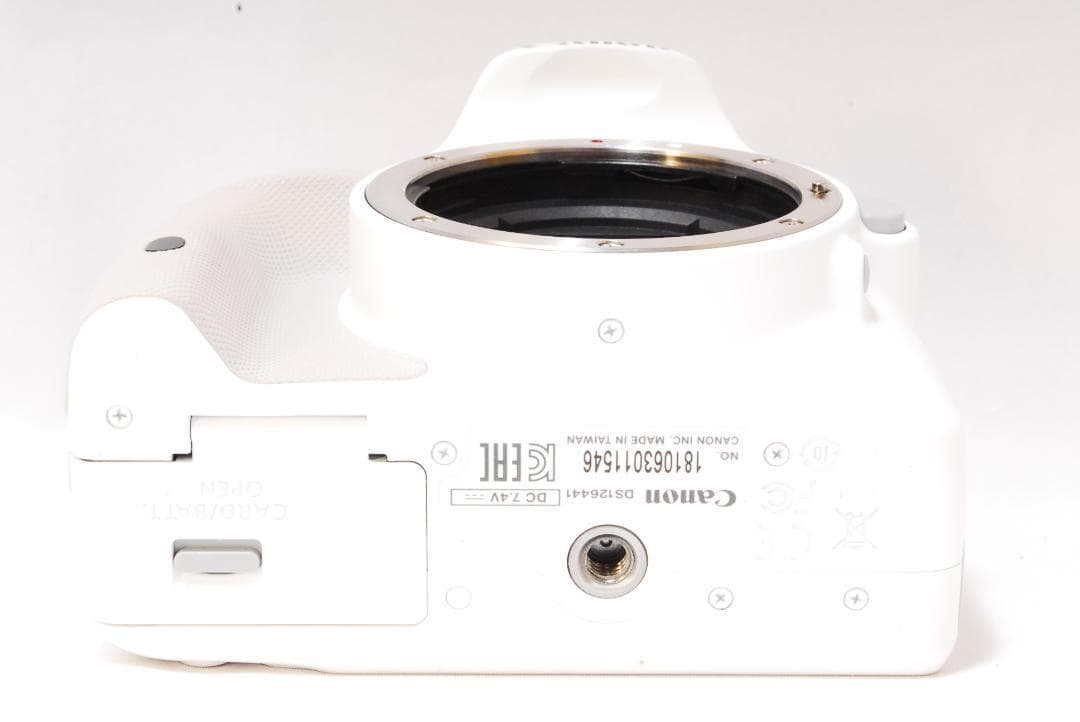 ショット数少✨希少 ホワイト✨Canon EOS Kiss X7✨スマホ転送OK