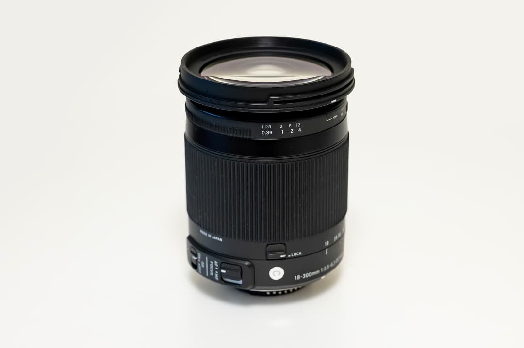 SIGMA 18-300mm F3.5-6.3 DC OS HSM ニコンF