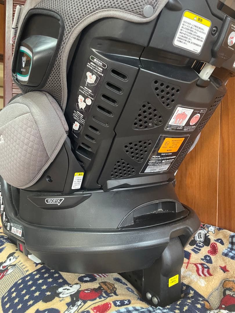 アップリカ　フラディア グロウ ISOFIX 360°セーフティー プレミアム