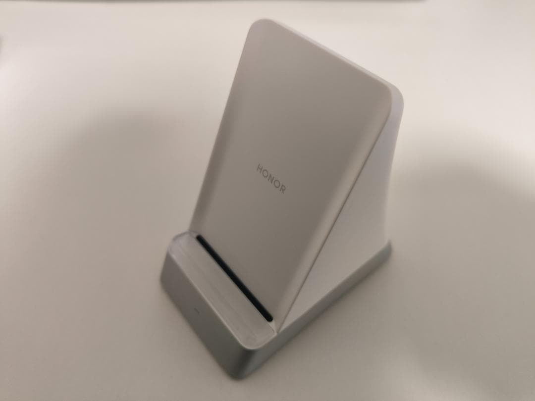 HONOR WIN 12GB/256GB 中国版　無線充電器80ｗ付き