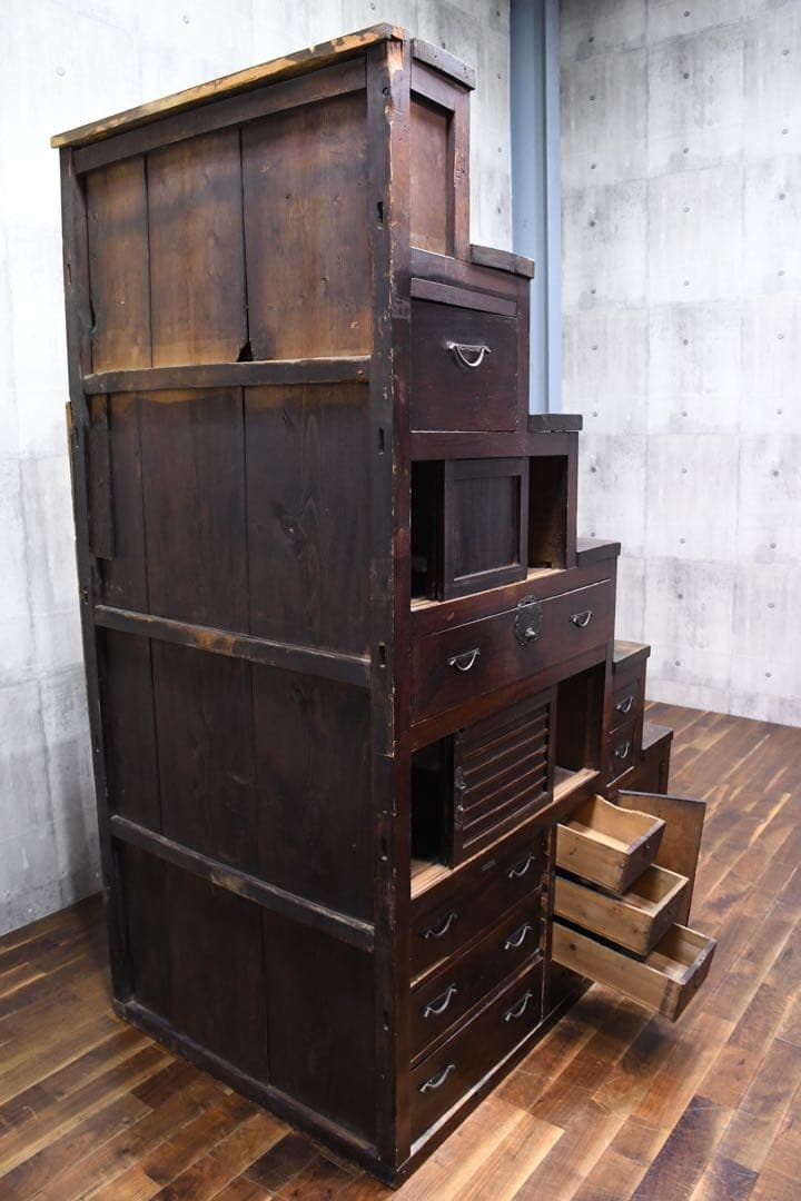 DIC112 明治大正期 和製アンティーク 階段箪笥 特大7段 左上がり