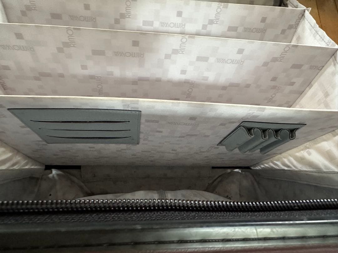 RIMOWAリモワ SALSA サルサ4輪 ボルドー29L★正規品