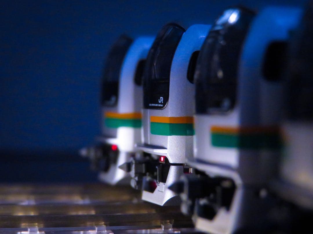 TOMIX E217系近郊電車 (湘南色) 【新品,未使用品】