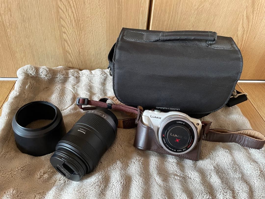 Panasonic LUMIX 一眼レフ　カメラ　望遠レンズ付き