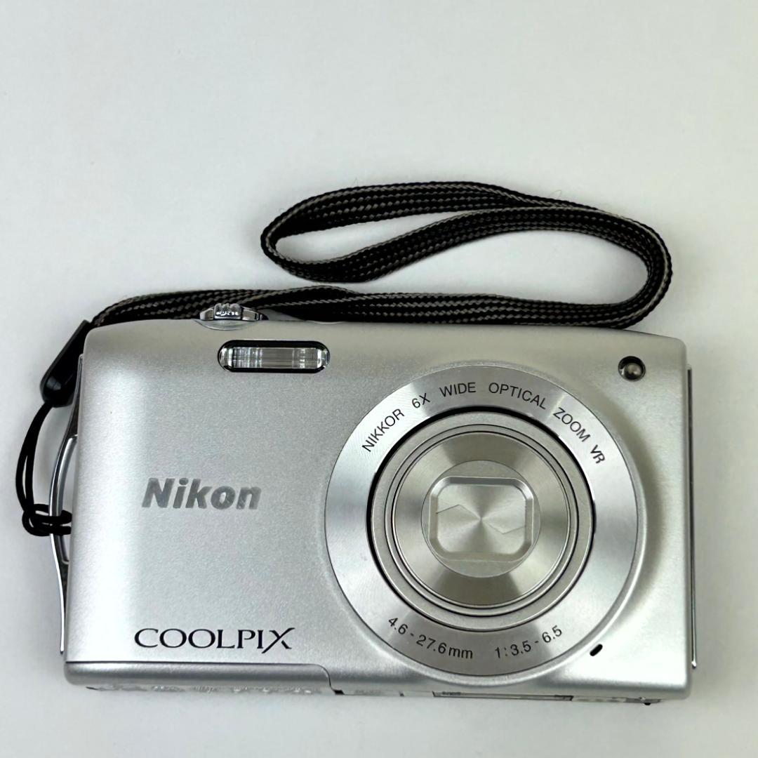 【ジャンク扱い】Nikon COOLPIX S3300 デジカメ　元箱・取説付