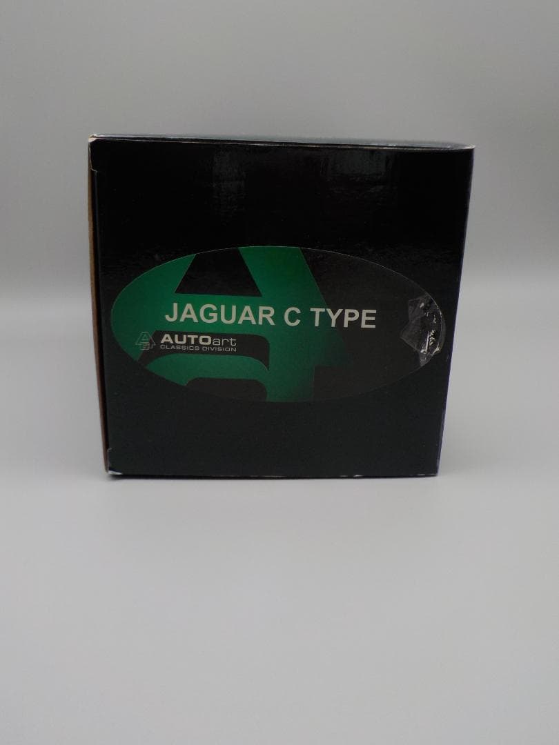 AutoArt 　Jagur C-type 18分の1サイズ