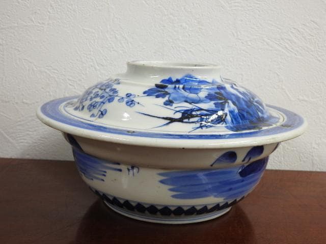 伊万里　蓋付鉢　M586