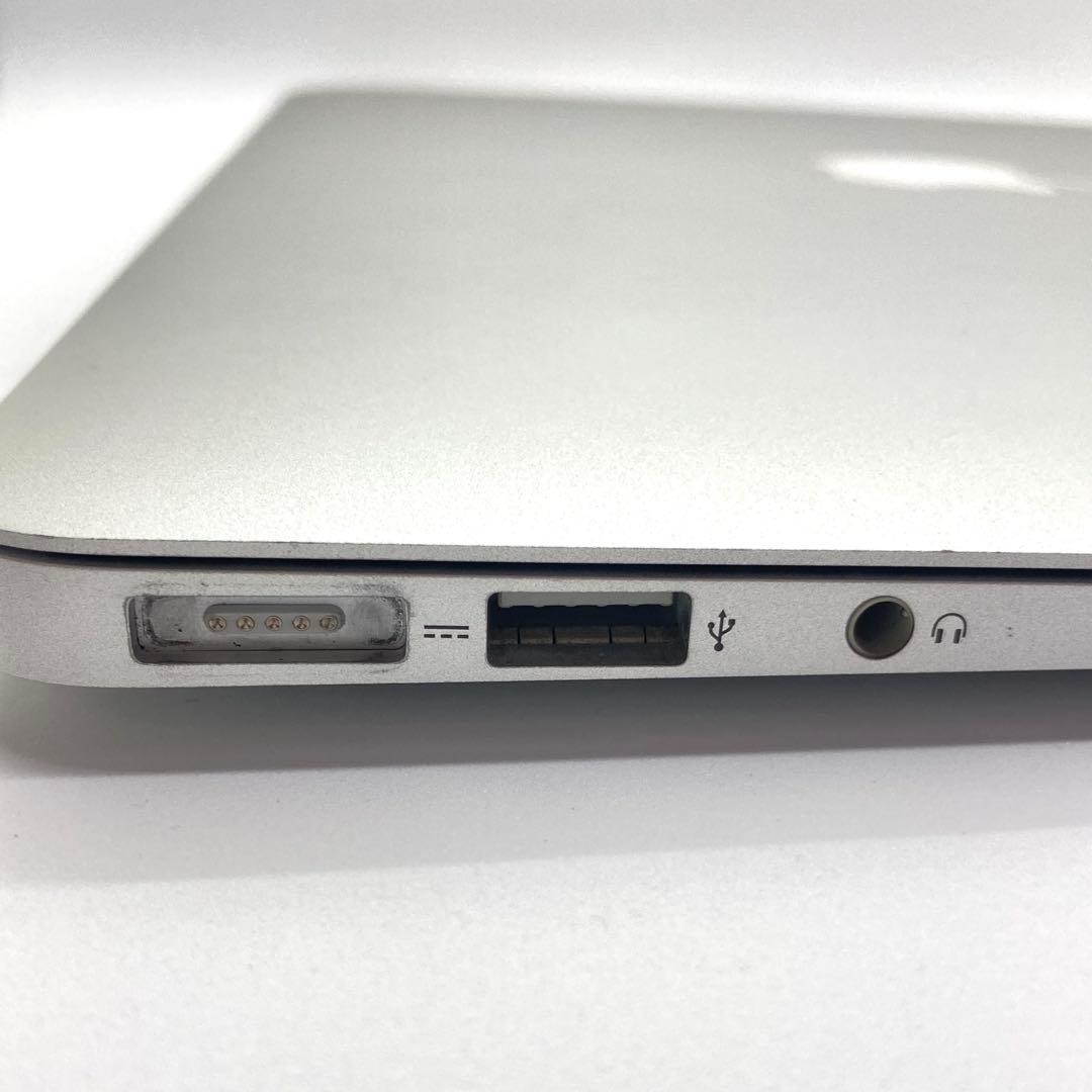 【箱付】MacBook Air 13インチ（Early 2015）8GB