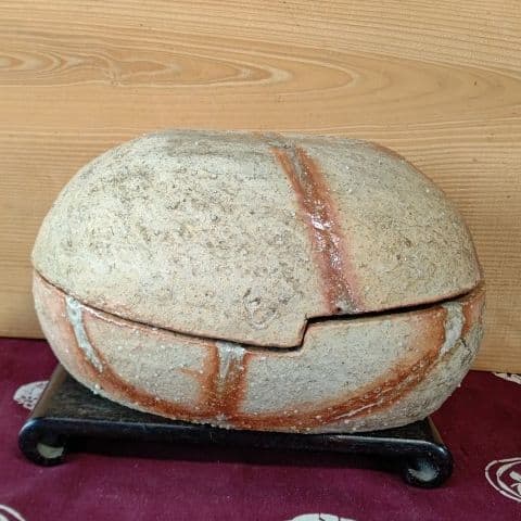 変わった、フタ物