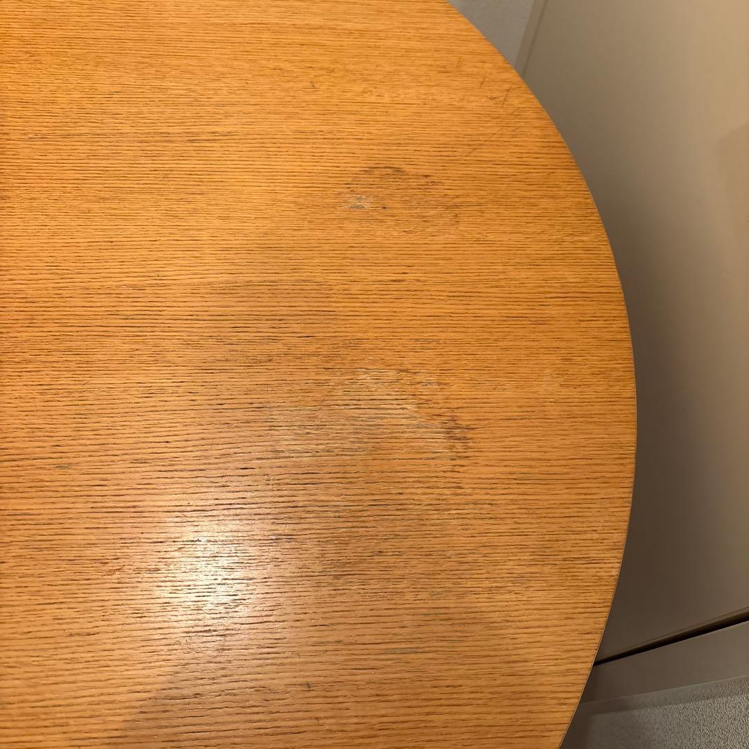 ヴィトラ　ゲリドンテーブル