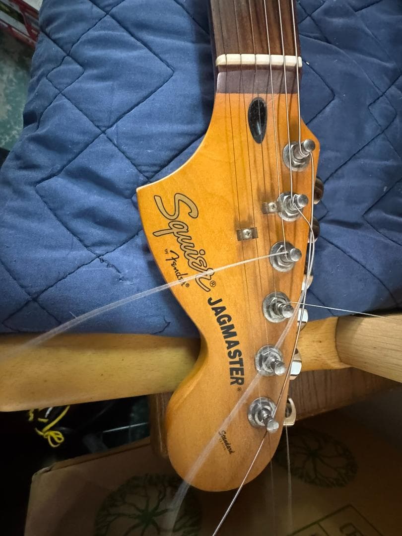 SQUIER FENDER JAGMASTER STANDARD エレキギター