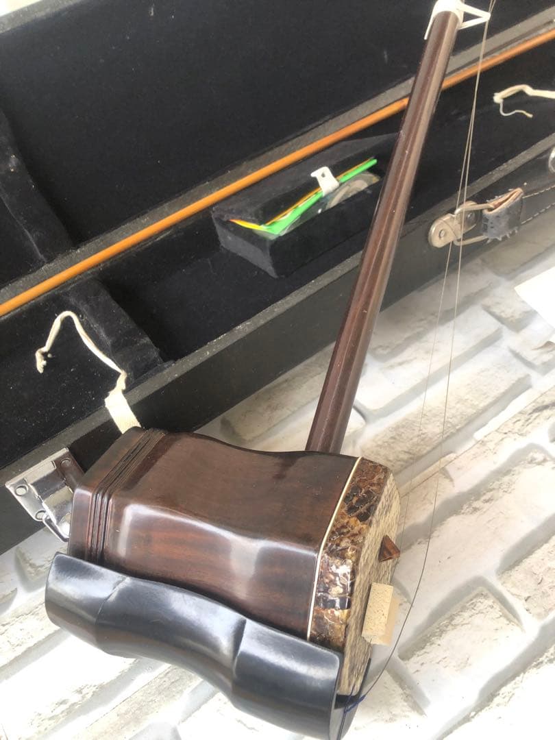 上海二胡　中国　伝統楽器　弦楽器　民族楽器ケース付(A31)